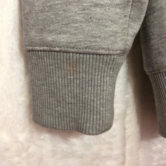 Calvin Klein Crew Neck - Picture 3 of 3